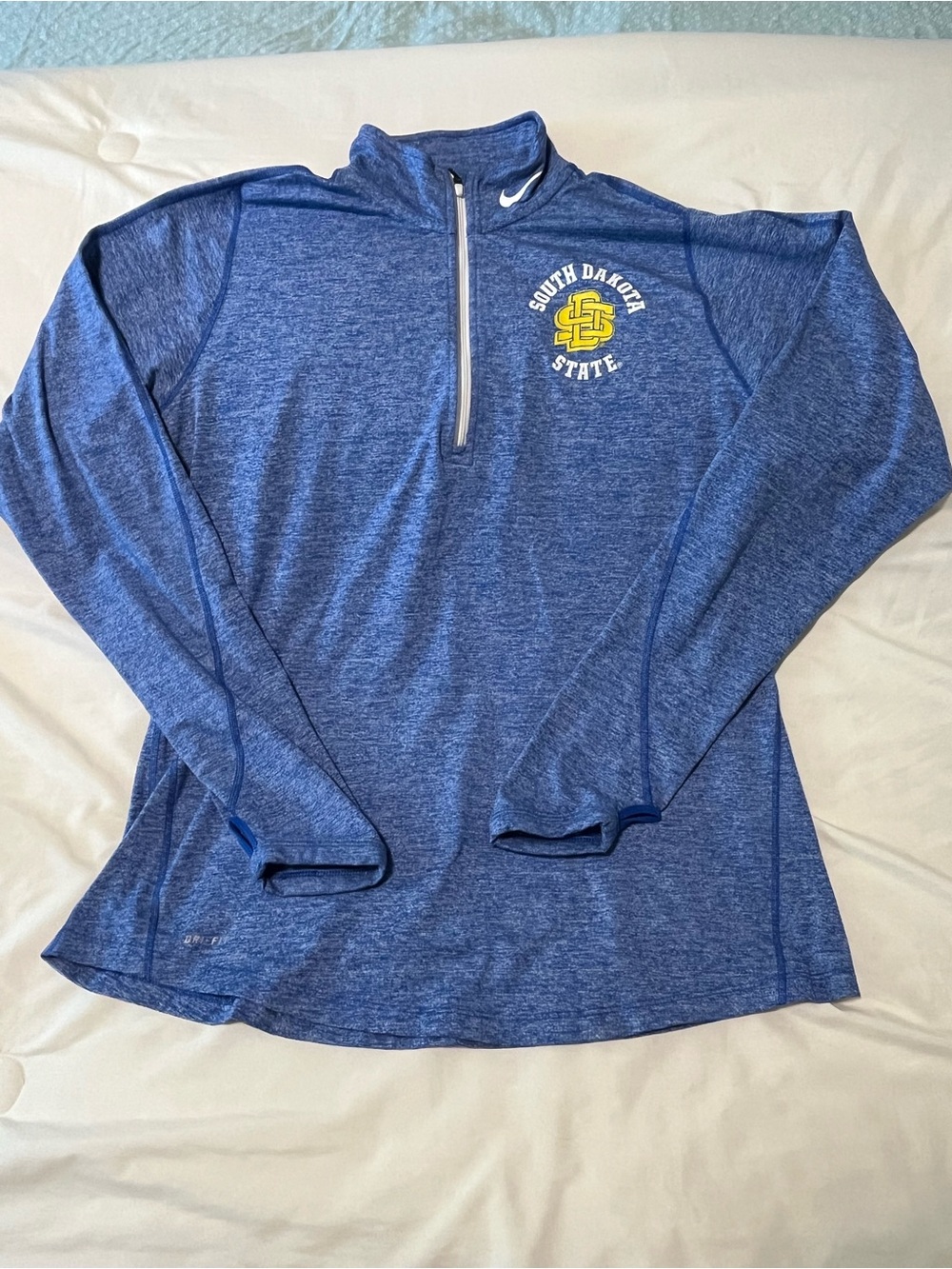 Nike Women's Blue South Dakota State Long Sleeve 1/4 Zip Size XL